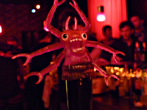 Inf(s)ecto Urbano - Berlin - Ísis Fernandes