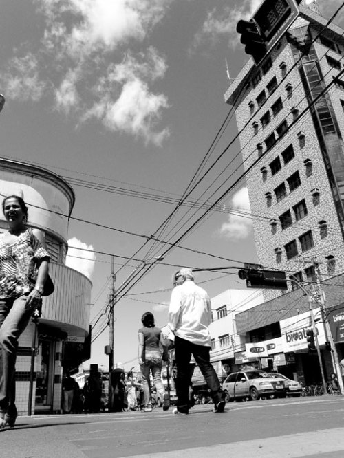 Transeuntes - Patos de Minas por Lívio Soares de Medeiros