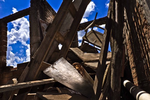 Em um canto qualquer | Atibaia | Junior Amojr