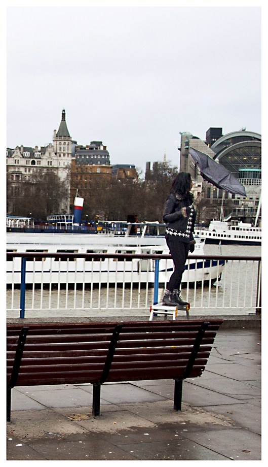 parapluie cassé  |  London  | R.Cambusano