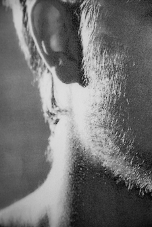 With Bare Chest and Hands Building Beauty | curitiba | ygor raduy