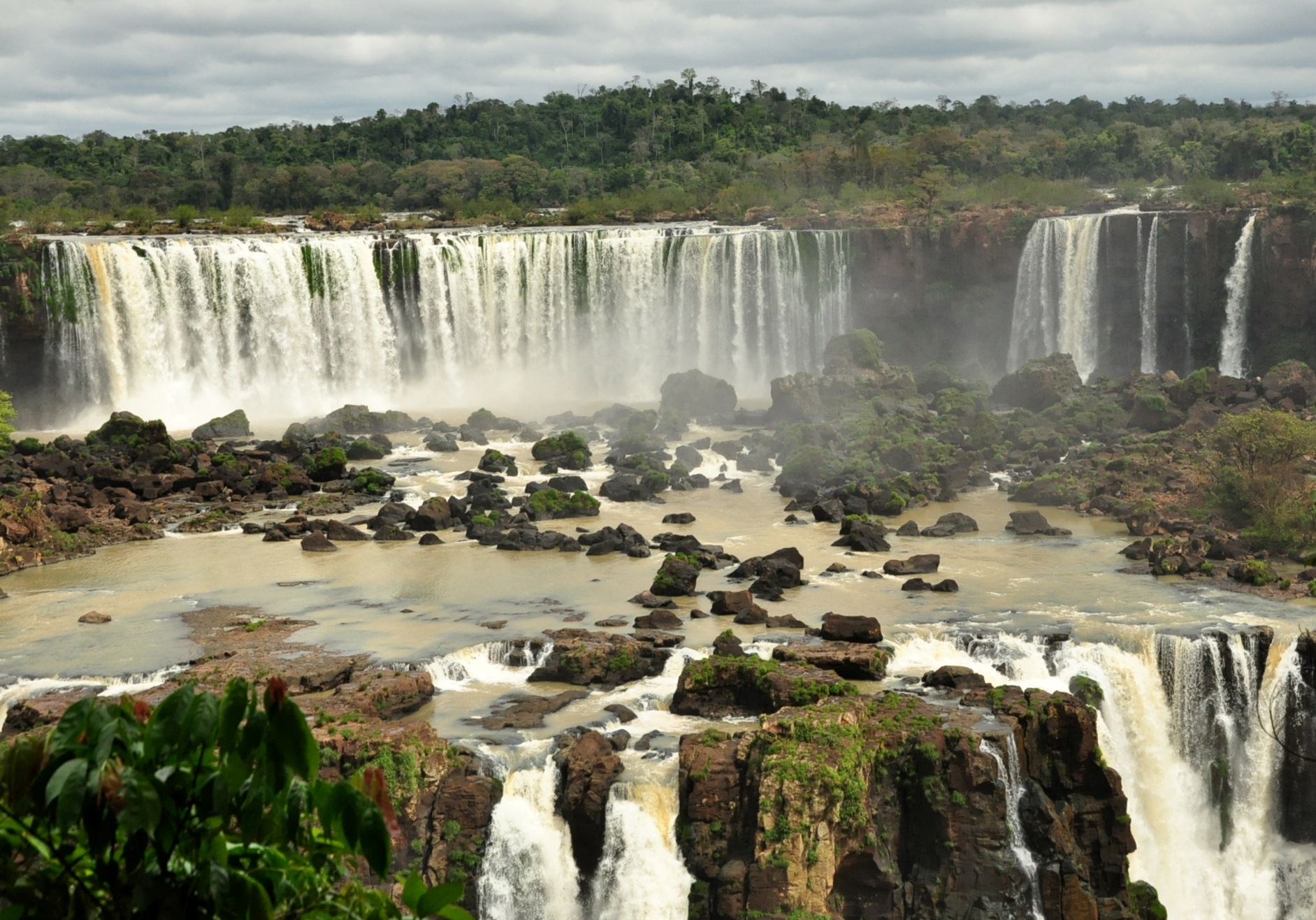 ausência humana (ainda bem) | Foz do Iguaçu | Gabriela Canale