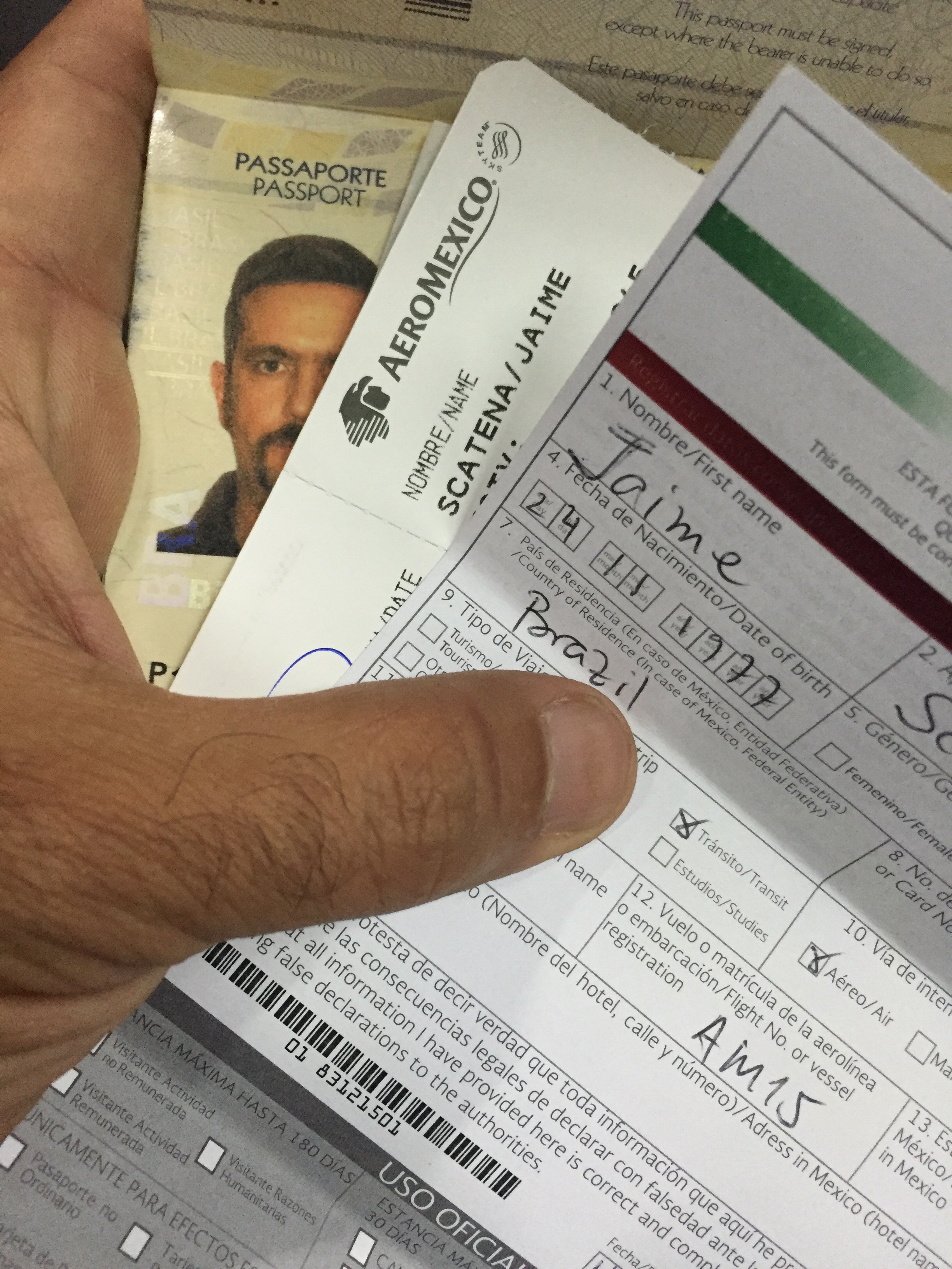 AM15 (self portrait) | GRU | Jaime Scatena