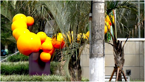 bola amarela | London | R.Cambusano